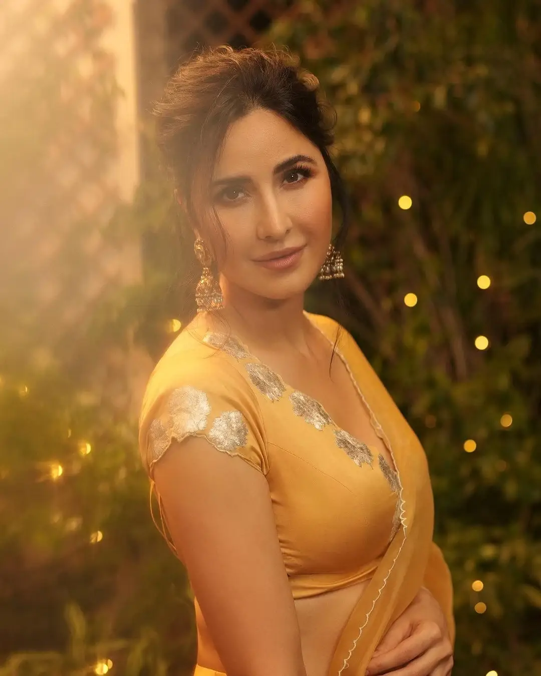 Beautiful Indian Actress Katrina Kaif in Yellow Saree